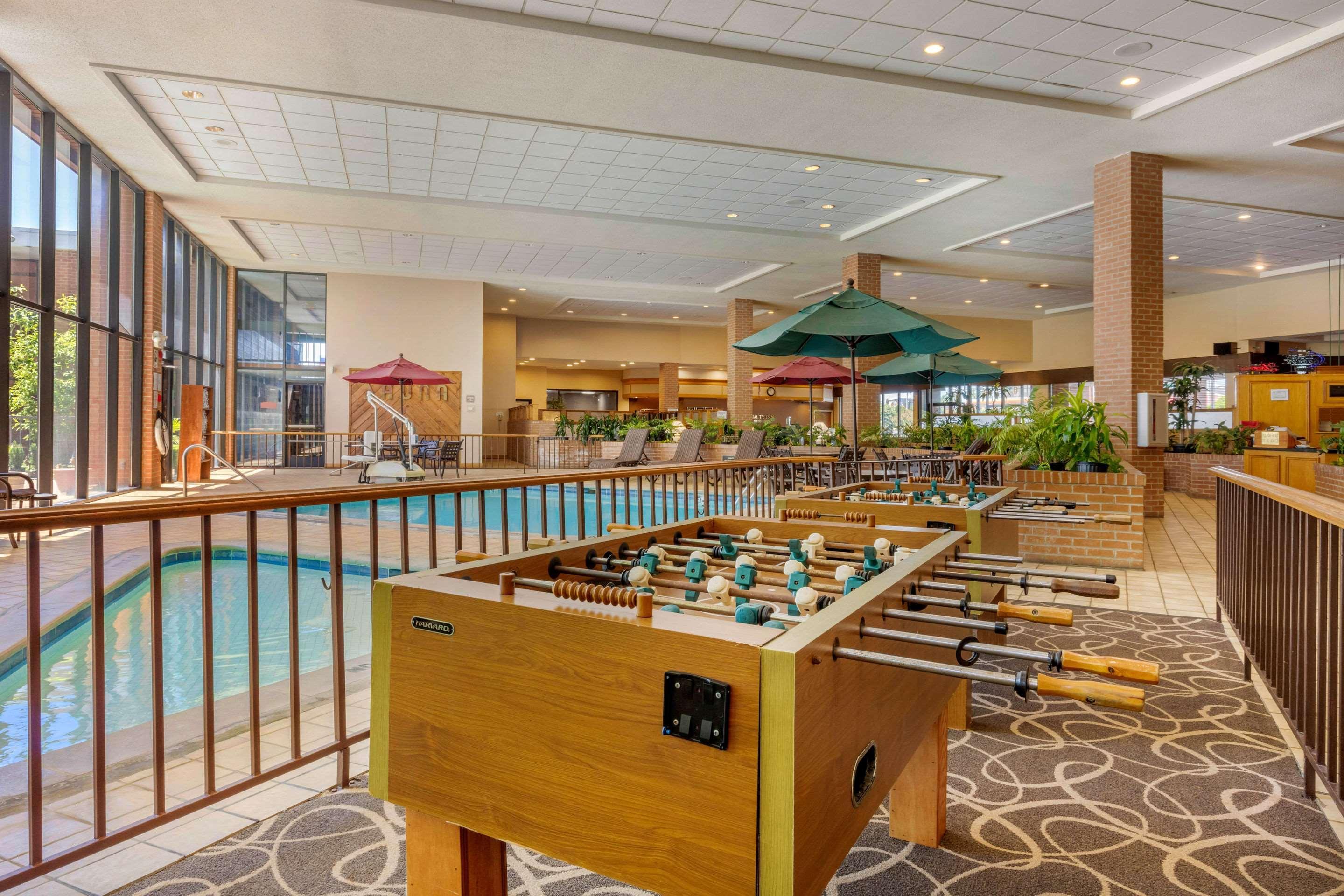 Quality Inn Exit 4 Кларксвил Екстериор снимка